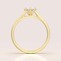 verlobungsring-solitaire-aura-moissanit-1ct-brillantschliff-gelbgold-seite-hariets.jpg
