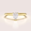 verlobungsring-moissanit-0-5ct-birnenschliff-gelbgold-hariets.jpg