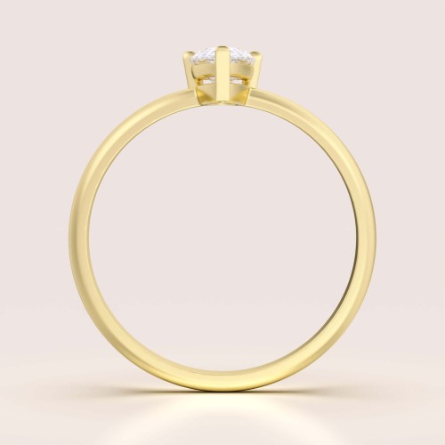 verlobungsring-teardrop-moissanit-0-5ct-birnenschliff-frontansicht-gelbgold-hariets.jpg