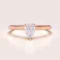 verlobungsring-teardrop-moissanit-0-5ct-birnenschliff-roségold-hariets.jpg