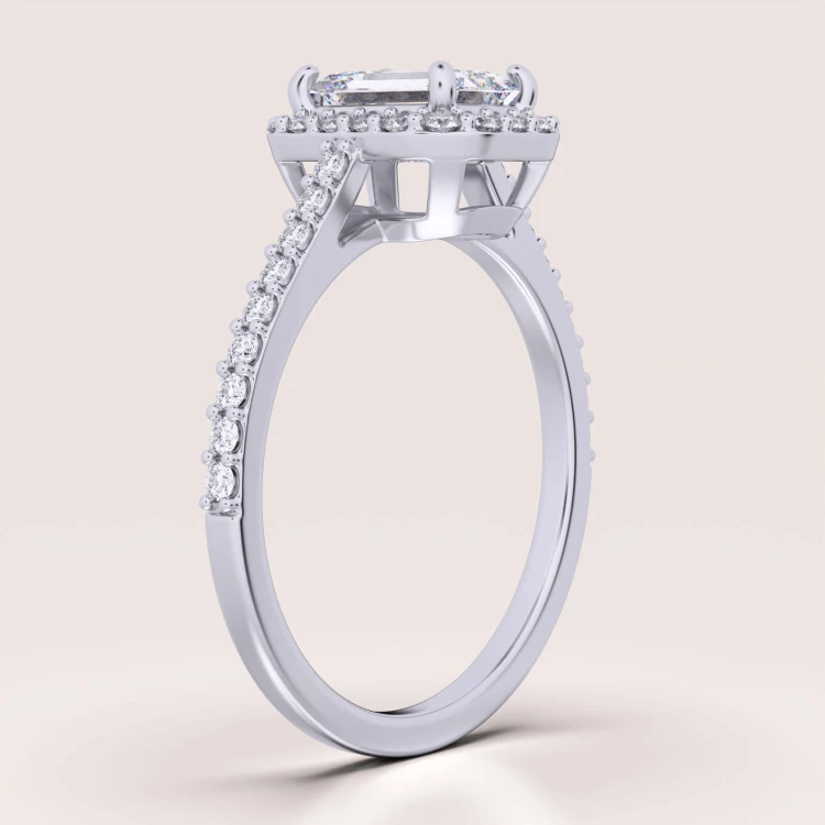 Verlobungsring-Halo-Stardust-Moissanit-1ct-Emerald-Schliff-Seite-Silber-HARIETS.jpg