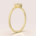 Verlobungsring-Petit-Moissanit-0,5ct-Ovalschliff-Seitenansicht-Gelbgold-Gracelet-Hariets.jpg