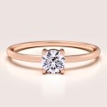 Verlobungsring-Petit-Moissanit-0,3ct-Brillantschliff-Rotgold-Delicacy-Hariets.jpg