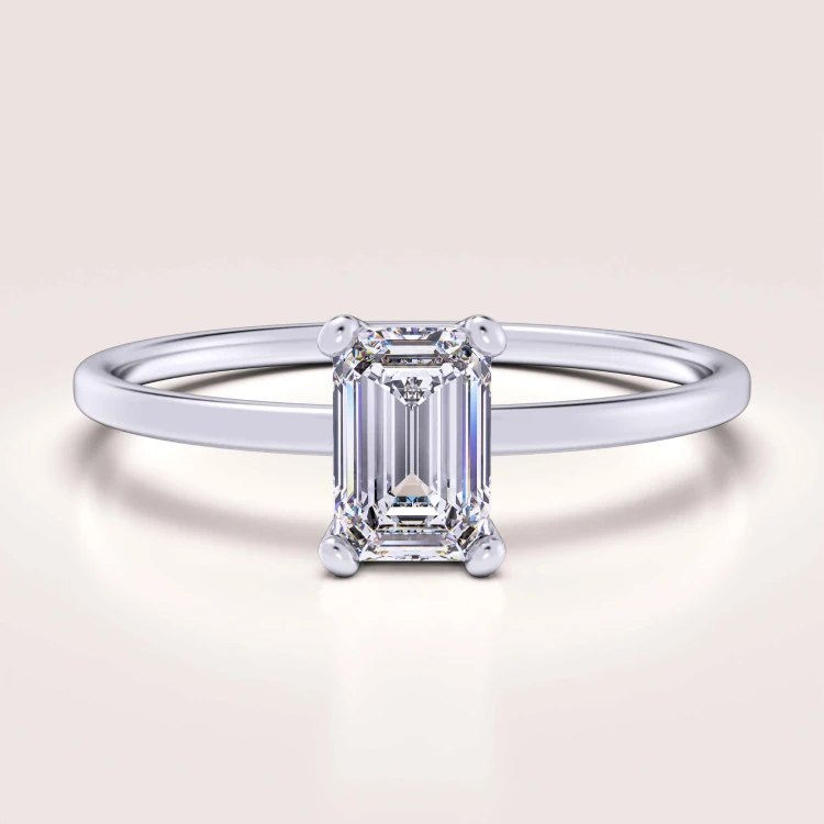 Verlobungsring-Petit-Moissanit-0,5ct-Emeraldschliff-Weißgold-Finesse-Hariets.jpg