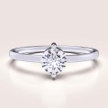 verlobungsring-petit-moissanit-0-5ct-brillantschliff-weissgold-enigma-hariets.jpg