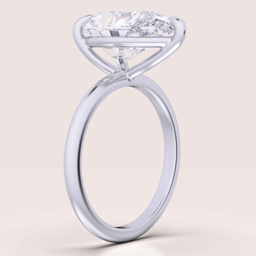 Verlobungsring-Royal-Stones-Moissanit-4ct-Tropfenschliff-Seite-Silber-Glitare-Hariets.jpg
