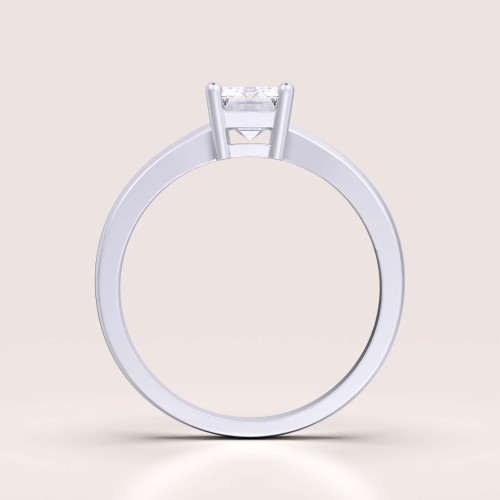 verlobungsring-solitaire-rapture-moissanit-1ct-schliff-smaragd-frontansicht-silber-hariets.jpg