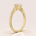 verlobungsring-halo-pavé-moissanit-1ct-brillantschliff-seitlich-gelbgold-hariets.jpg
