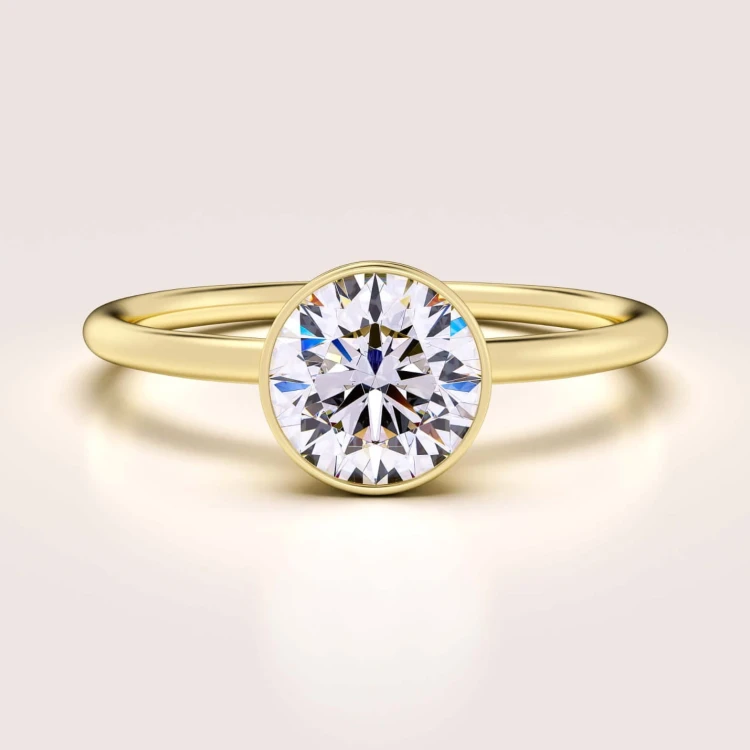 verlobungsring-bezel-hope-moissanit-1ct-brillantschliff-gelbgold-hariets.jpg