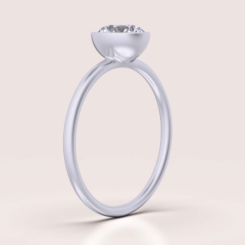 verlobungsring-bezel-mini-moissanit-0-3ct-brillantschliff-seite-silber-hariets.jpg