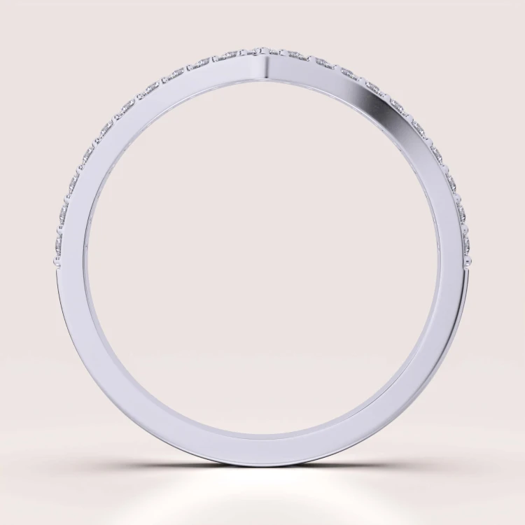 Ehering-mit-Moissaniten-Aurora-V-Brillantschliff-Front-Silber-Hariets.jpg