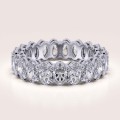 eternity-ring-mit-moissaniten-ovalschliff-silber-hariets.jpg