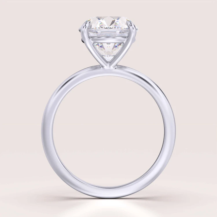 Verlobungsring-Royal-Stones-Moissanit-5ct-Ovalschliff-Frontansicht-Silber-Paris-Hariets.jpg