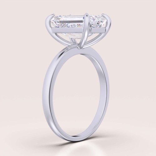 Verlobungsring-Royal-Stones-Moissanit-5ct-Smaragdschliff-Seitenansicht-Silber-Nobilis-Hariets.jpg