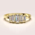 verlobungsring-moissanit-0-7ct-baguetteschliff-gelbgold-eternity-hariets.jpg