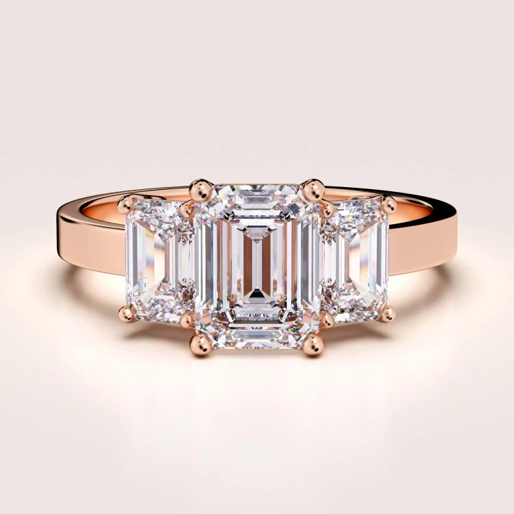 verlobungsring trinity moissanit 3ct smaragdschliff roségold envy hariets.jpg