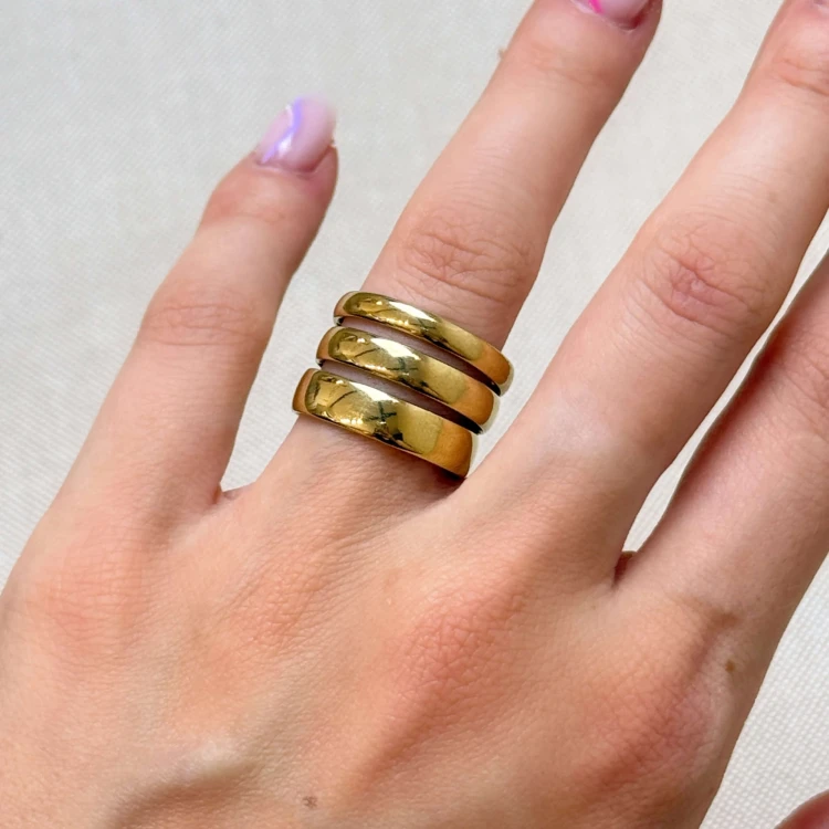 halbkreis-ring-3mm-vergleich-gelbgold-hariets.JPG