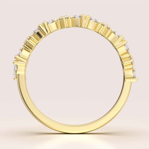 ing-mit-moissaniten-1ct-marquis-und-brillantschliff-front-gelbgold-celestia-hariets.jpg