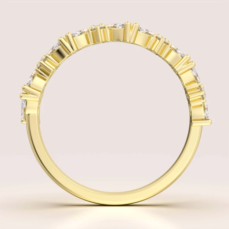 ing-mit-moissaniten-1ct-marquis-und-brillantschliff-front-gelbgold-celestia-hariets.jpg