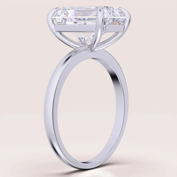 verlobungsring-royal-stones-moissanit-5ct-radiantschliff-silber-avalon-hariets.jpg