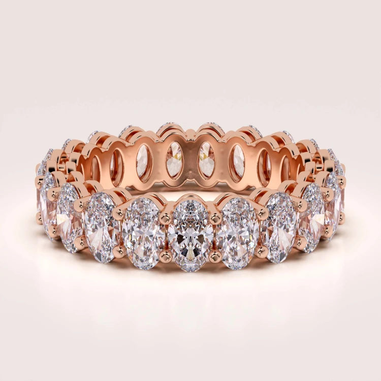 eternity-ring-mit-moissaniten-ovalschliff-rosegold-hariets.jpg