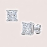 Moissanit-Ohrstecker im Prinzessschliff – 925er Silber