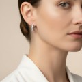ohrringe-mit-moissanit-klappverschluss-silber-bangle-am-modell-hariets.jpg