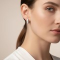 creolen-mit-moissaniten-princess-schliff-am-modell-hariets.jpg