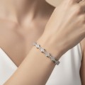 tennis-armband-mit-moissaniten-2mm-925er-silber-am-model-hariets.jpg