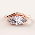 verlobungsring-moissanit-2ct-marquise-schliff-roségold-icon-hariets.jpg
