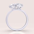 toi-et-moi-verlobungsring-moissanit-3_5ct-smaragd-tropfenschliff-front-silber-gemini-hariets.jpg