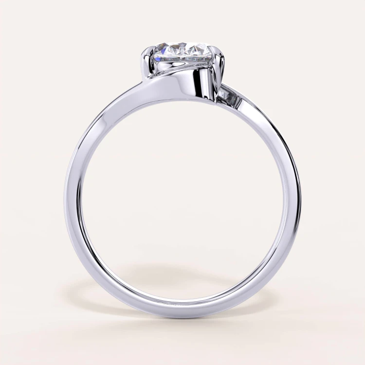 moissanit-ring-2ct-ovalschliff-geschwungene-schiene-front-silber-muse-hariets.jpg