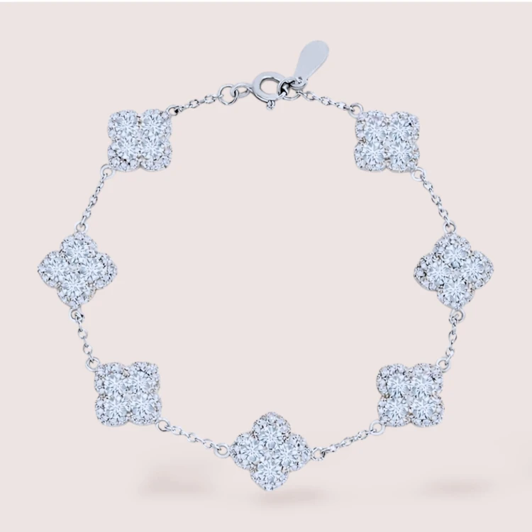 armband-mit-moissanit-kleeblatt-silber-hariets.jpg