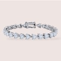 tennisarmband-mit-moissanit-5mm-herzschliff-silber-hariets.jpg