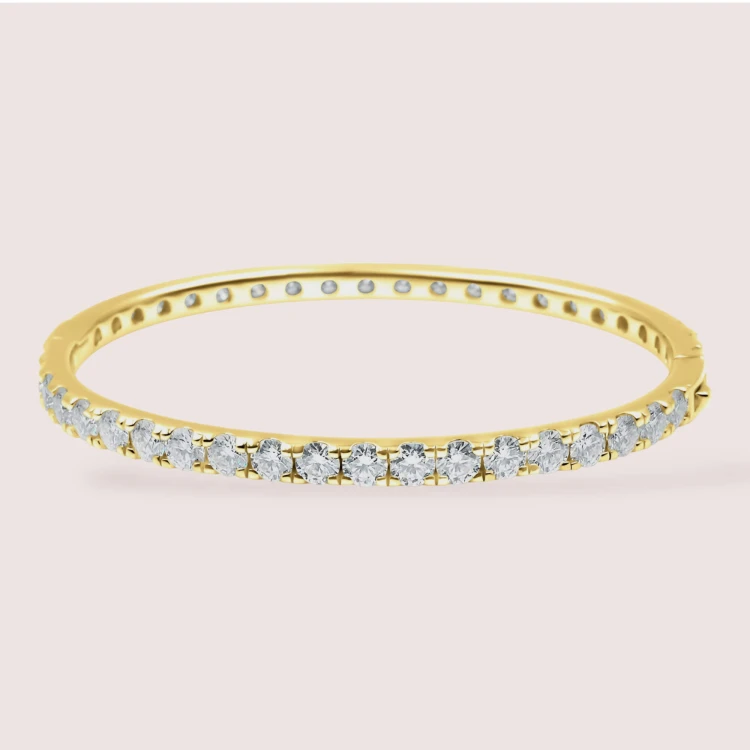 armband-mit-moissaniten-4mm-bangle-vergoldetes-silber-hariets.jpg