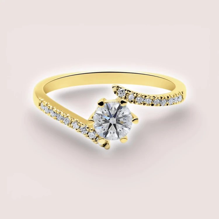 ring-pave-moissanit-0-5ct-brillantschliff-vergoldetes-silber-shimmer-hariets.jpg