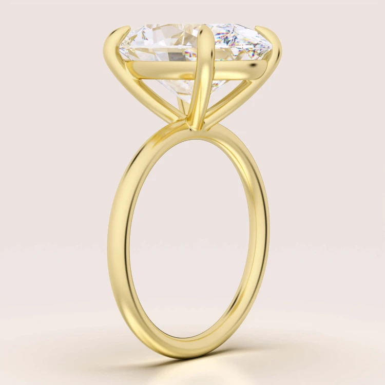 Verlobungsring-Royal-Stones-Labordiamant -5ct-Ovalschliff-Seitenansicht-Gelbgold-Bella-Hariets.jpg