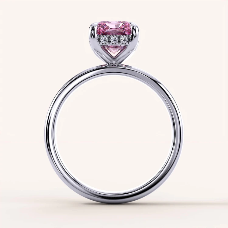 ring-mit-rosa-diamant-radiant-schliff-weissgold-vorne-sophia-hariets.jpg