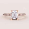 verlobungsring-halo-labor-diamant-1ct-smaragdschliff-roségold-seite-venice-hariets.jpg