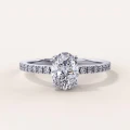 verlobungsring-halo-labor-diamant-1ct-ovalschliff-weißgold-venice-hariets.jpg