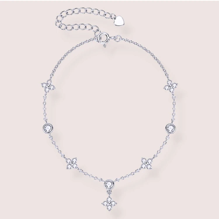 Silbernes-Armband-mit-Moissaniten-Floriss-Hariets.png