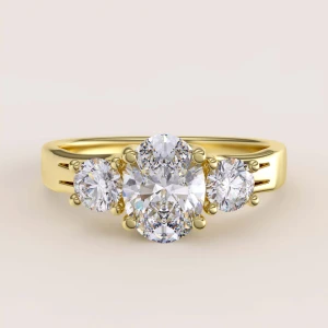 Verlobungsring in 24h Trinity mit 1,7 ct Moissaniten – Luminance aus 14k Gold