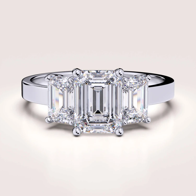 verlobungsring trinity moissanit 3ct smaragdschliff weißgold envy hariets.jpg