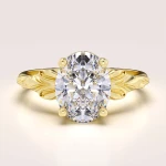 Ring in 24h mit Moissanit ca. 2 ct im Ovalschliff – Wings, aus 14k Gold