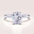 verlobungsring-solitaire-forever-moissanit-1_5ct-ovaler-schliff-weissgold-hariets.jpg