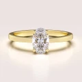 verlobungsring-solitaire-astra-moissanit-1ct-ovaler-schliff-gelbgold-hariets.jpg