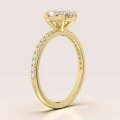 verlobungsring-halo-moissanit-1ct-marquiseschliff-seite-gelbgold-selena-hariets.jpg