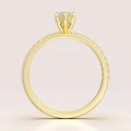 verlobungsring-halo-moissanit-1ct-marquiseschliff-front-gelbgold-selena-hariets.jpg