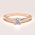 verlobungsring-solitaire-blink-moissanit-0-3ct-brillantschliff-roségold-hariets.jpg