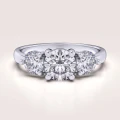 verlobungsring trinity moissanit 2ct brillantschliff weißgold trigem hariets.jpg